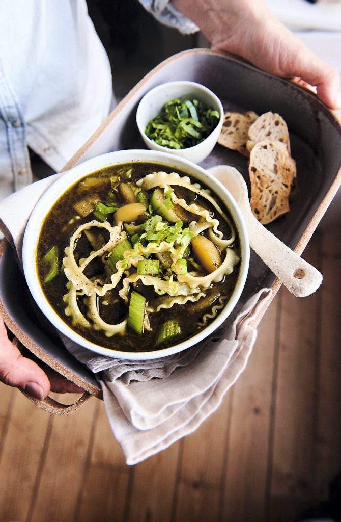 Pasta au bouillon pesto et légumes d’hiver Recette Cuisine