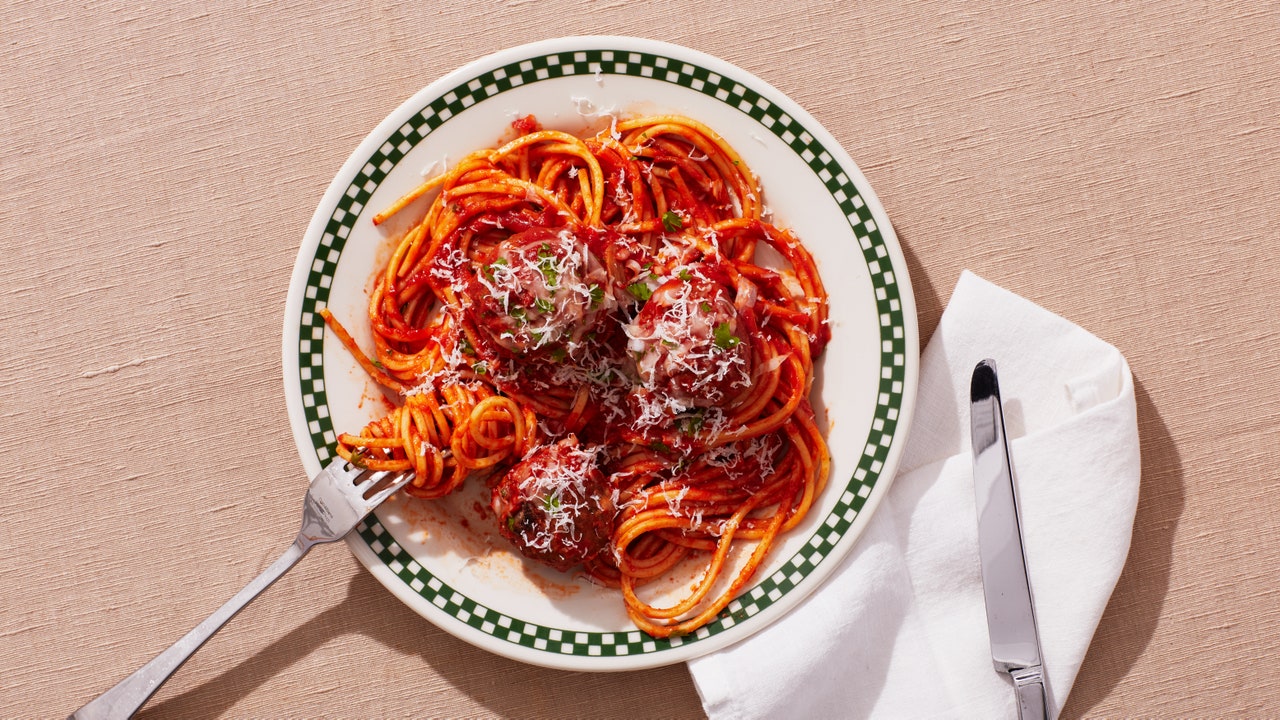 Spaghettis et boulettes de viande rapides et faciles