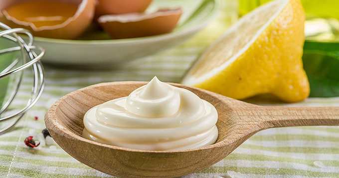 Comment faire une mayonnaise maison allégée ?