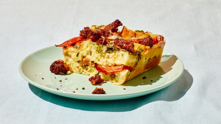Breakfast Casserole With Sausage and Peppers