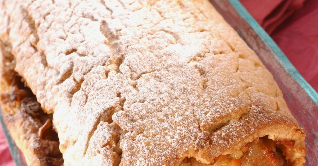 Sable Roulé Sablé roulé aux pommes, raisins et noix | Recette Cuisine