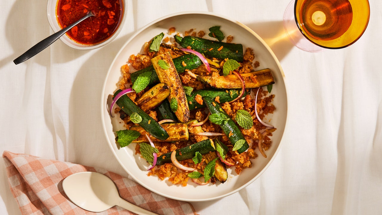 Courgettes au riz croustillant et citron vert