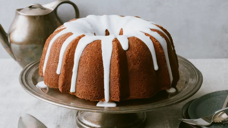 Gâteau 7UP avec glaçage citronné