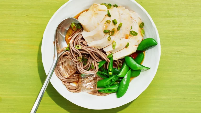 Bols de soba au poulet miso