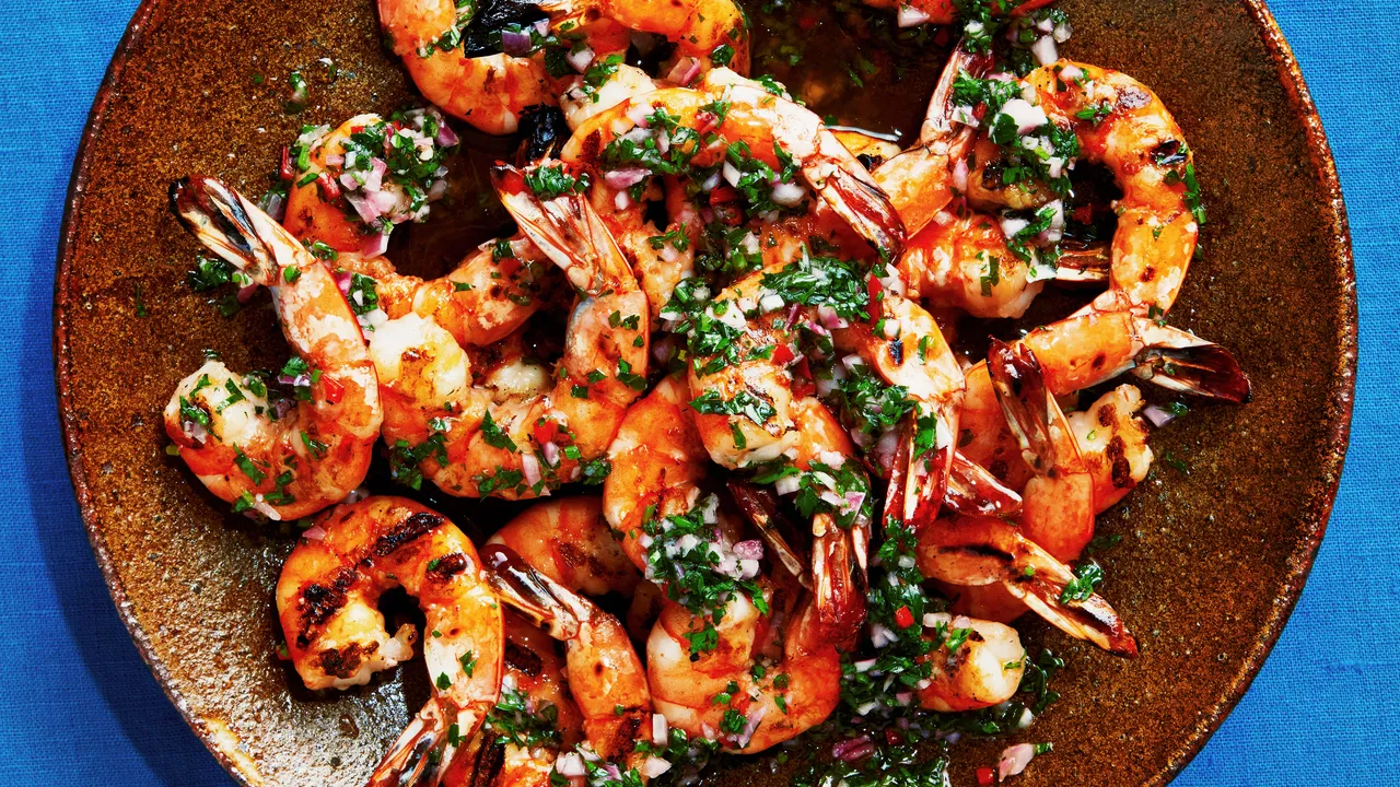 Crevettes grillées faciles avec chimichurri