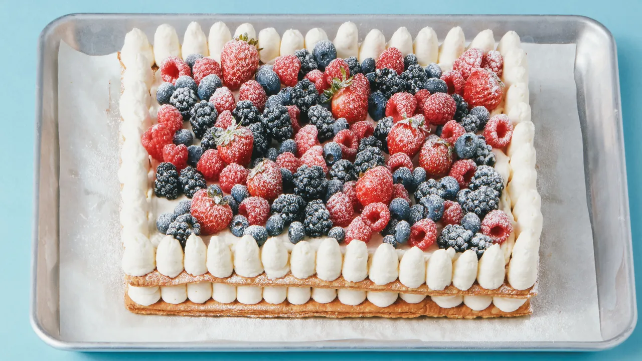 Mille-Feuille aux Baies et à la Crème